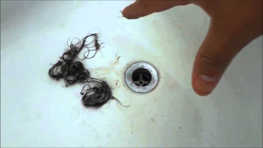 How to Unclog Bathtub Drains by Removing Hair